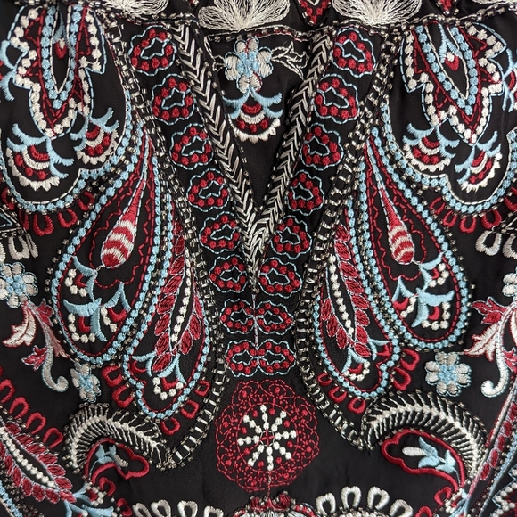 NWT Molly Bracken Embroidered Gypsy Mini Skirt Size XS - Picture 5 of 11